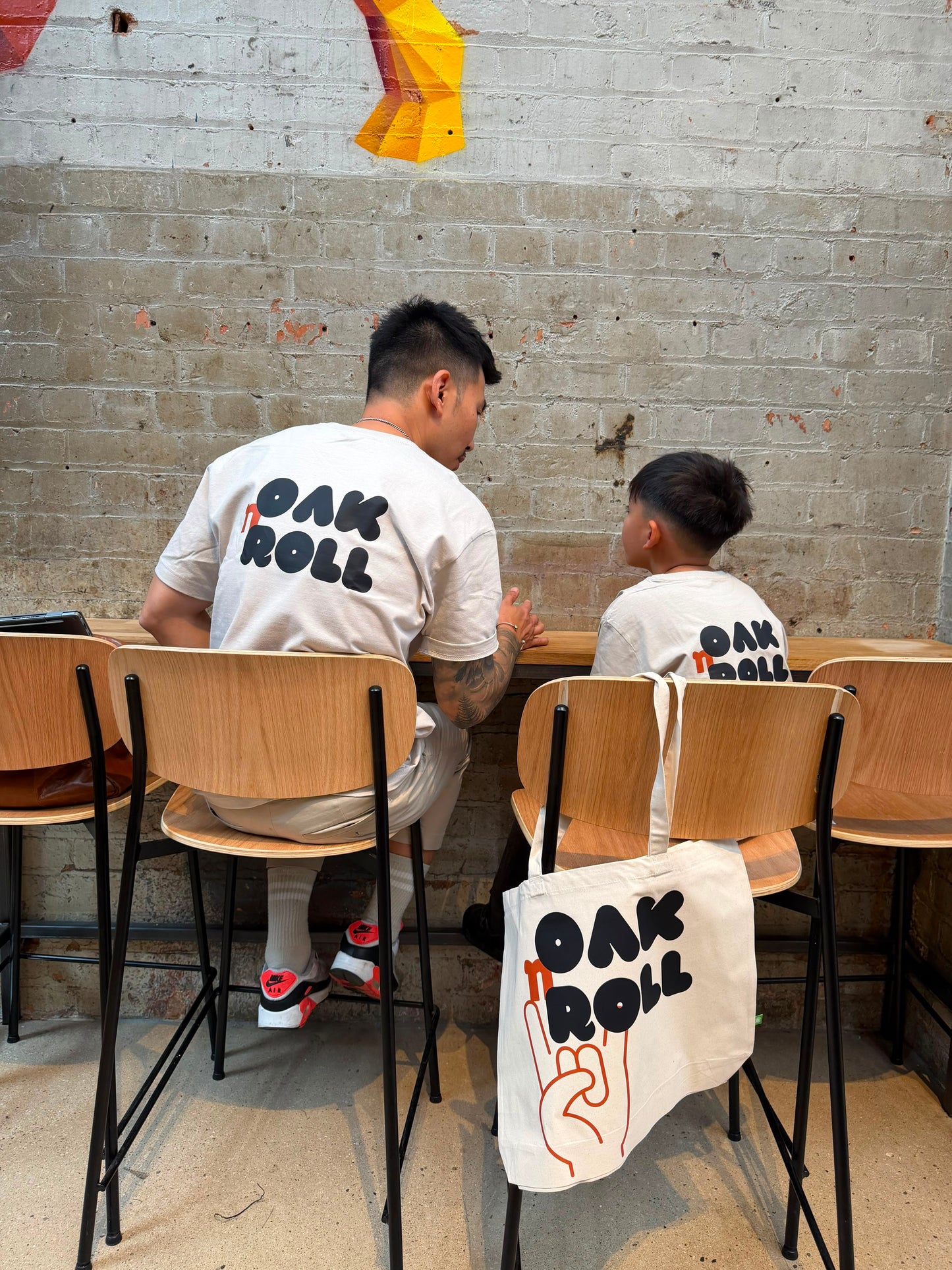 OAK N ROLL TEE!